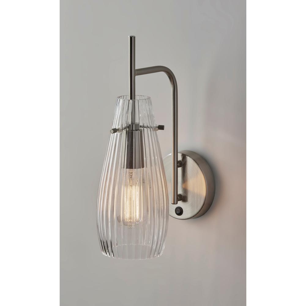 Layla Wall Lamp. Picture 3