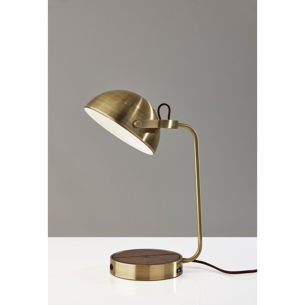 Brooks AdessoCharge Wireless Charging Desk Lamp. Picture 3