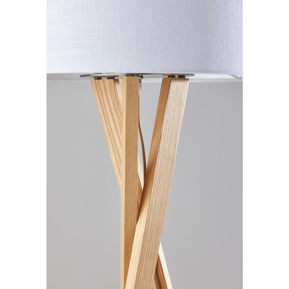 Brooklyn Floor Lamp. Picture 4