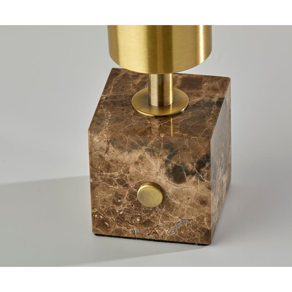 Harriet LED Table Lantern. Picture 4