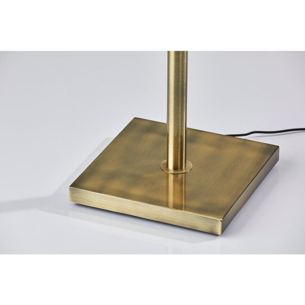 Harriet LED Floor Lamp. Picture 10