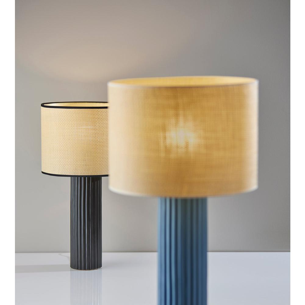 Primrose Large Table Lamp. Picture 3