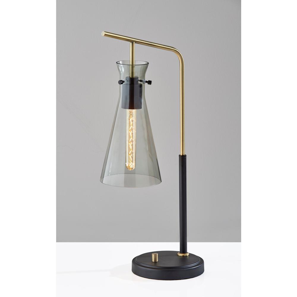 Walker Desk Lamp. Picture 2