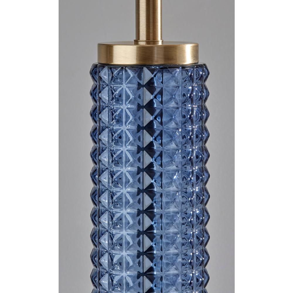 Delilah Floor Lamp. Picture 3