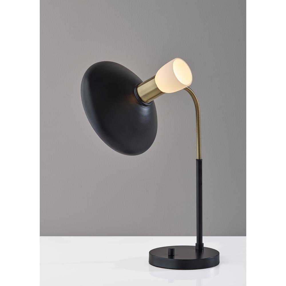 Patrick Desk Lamp. Picture 5