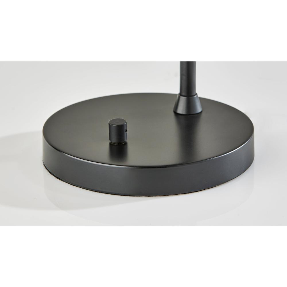Nolan Desk Lamp. Picture 5