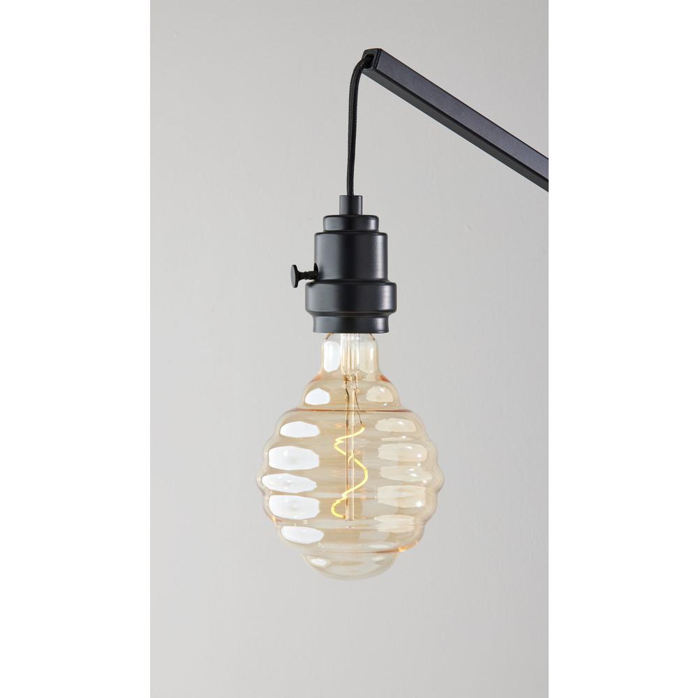 Wren Floor Lamp. Picture 6