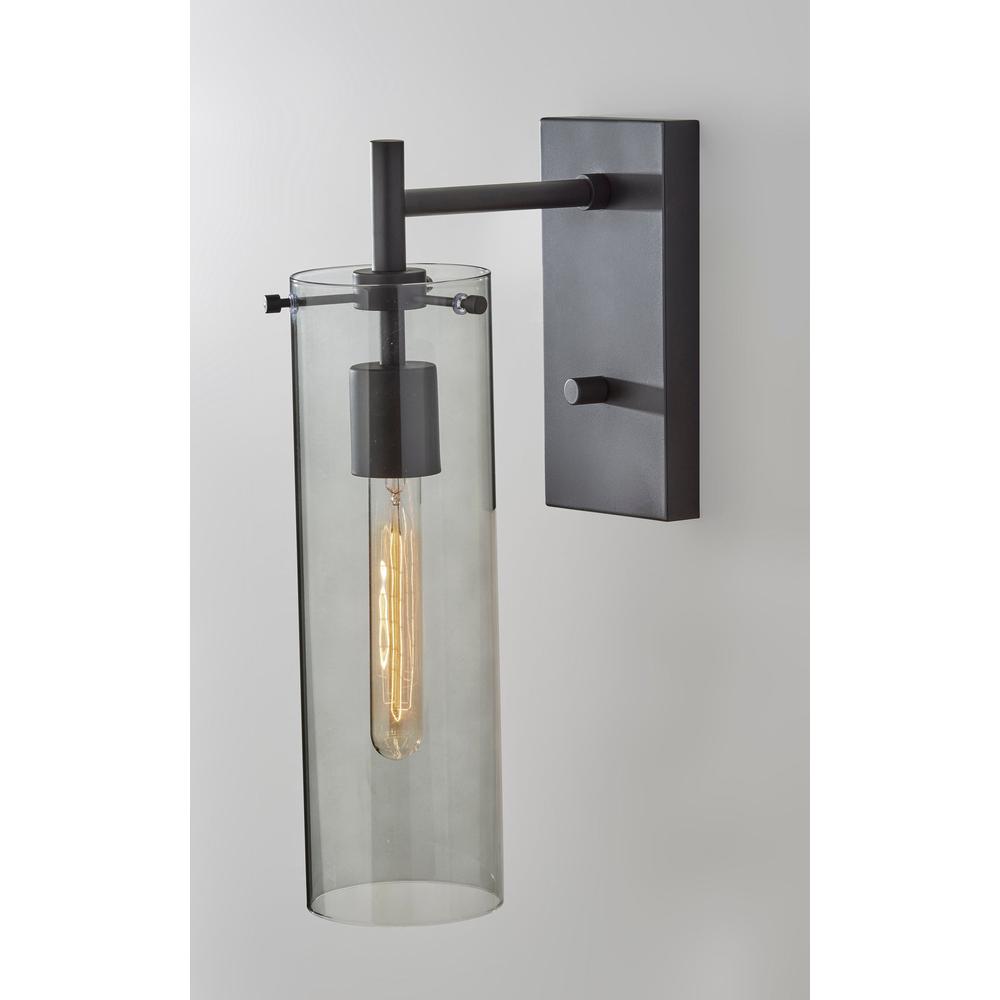 Dalton Wall Lamp. Picture 3