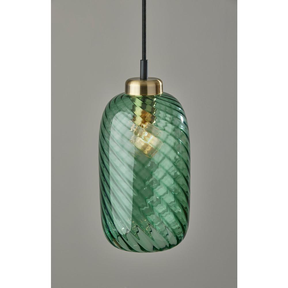 Derrick Pendant. Picture 3