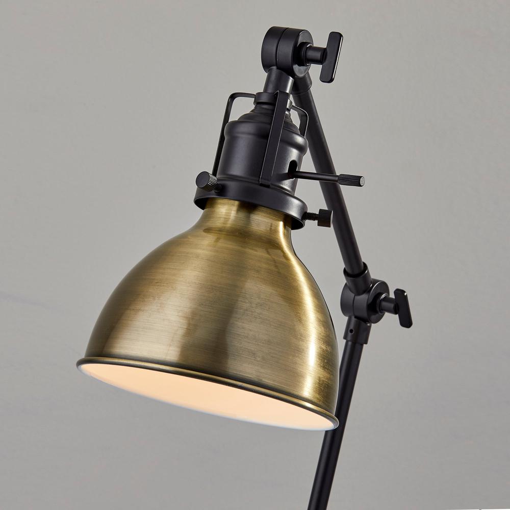 Alden Desk Lamp. Picture 5