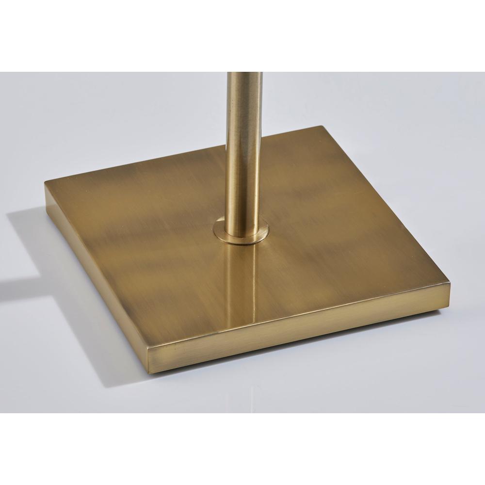Starling LED Floor Lamp. Picture 7
