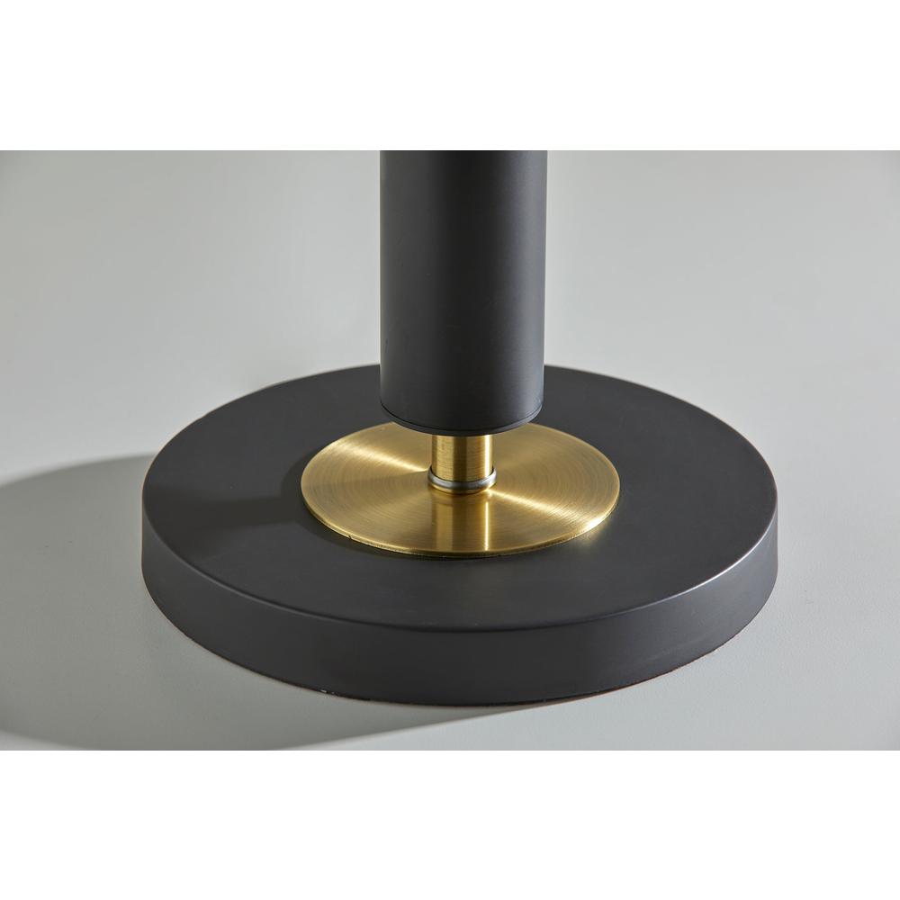 Hollywood Table Lamp. Picture 3