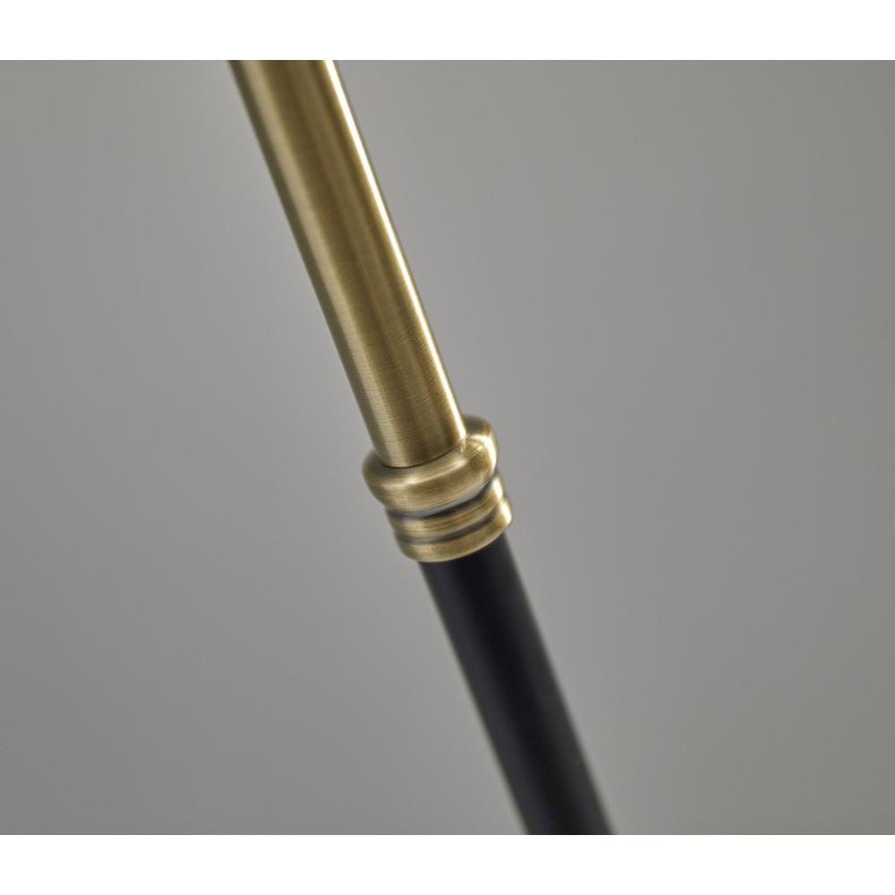 Bergen Floor Lamp. Picture 4