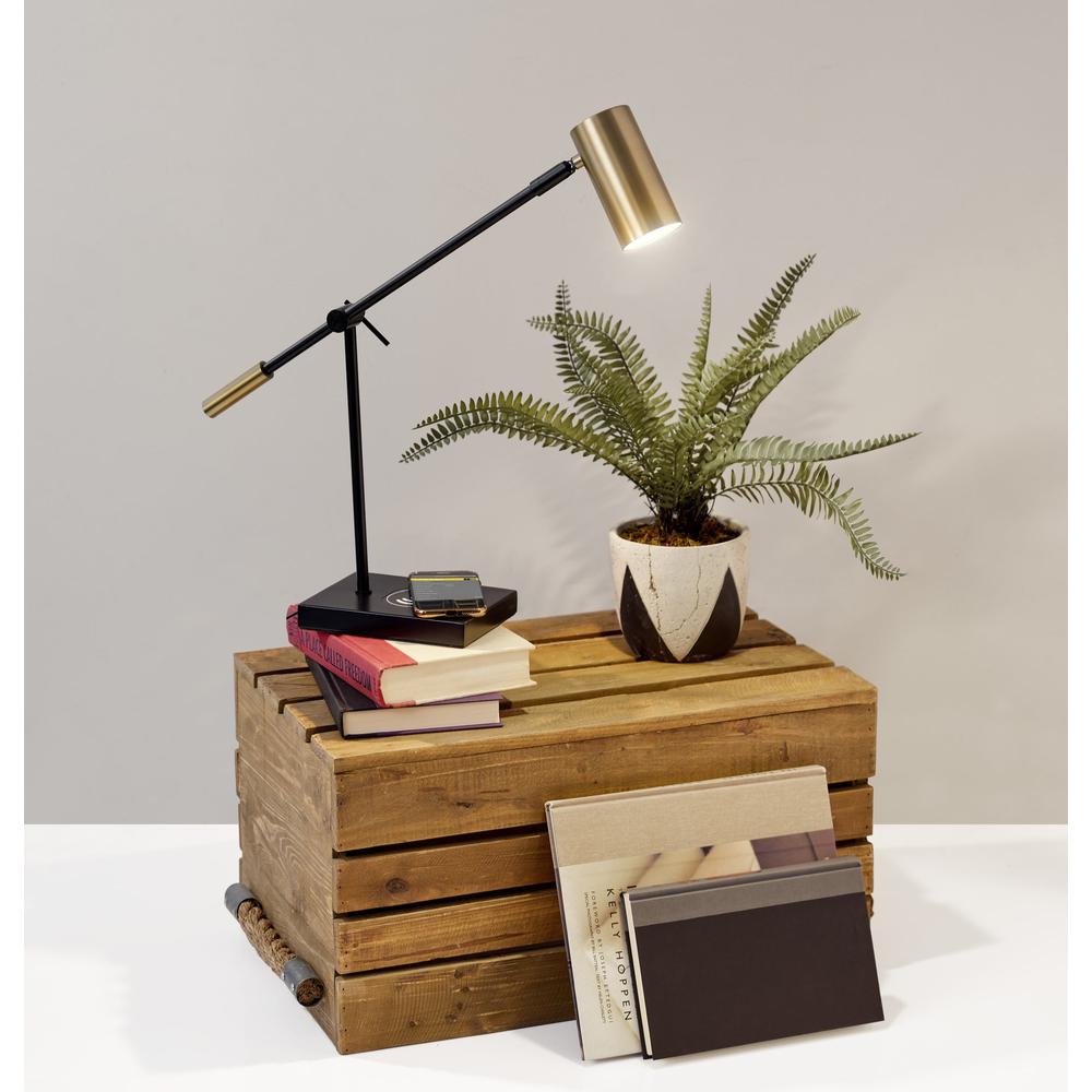 Collette Adesso Charge LED Desk Lamp. Picture 10