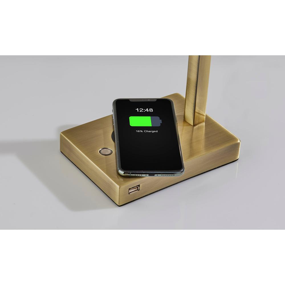 Aidan AdessoCharge LED Wireless Charging Desk Lamp. Picture 5