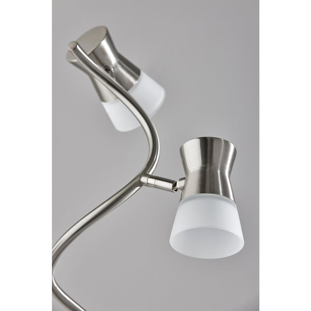 Cyrus LED Table Lamp w. Smart Switch. Picture 3