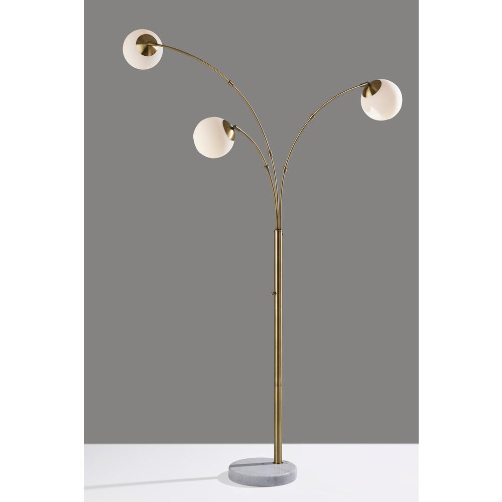 Remi Arc Lamp. Picture 3