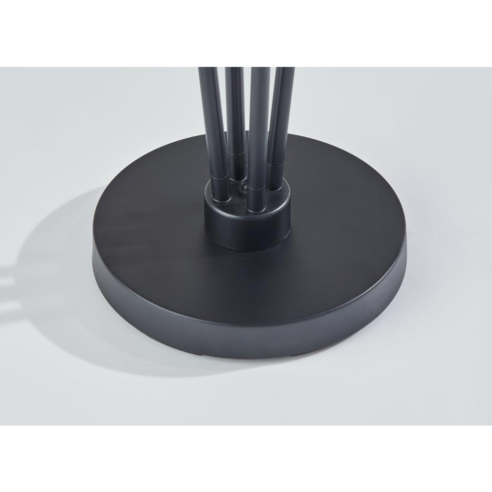 Wentworth Floor Lamp. Picture 4