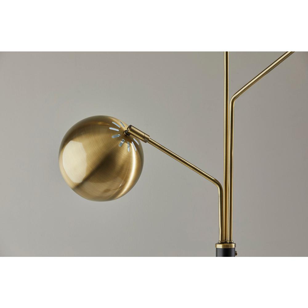 Emerson Tree Lamp. Picture 6