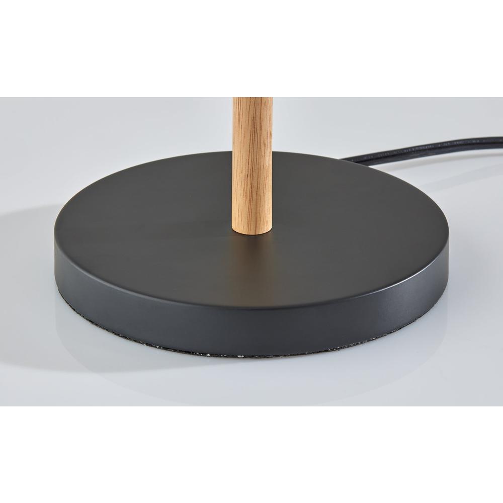 Palmer Table Lamp. Picture 3
