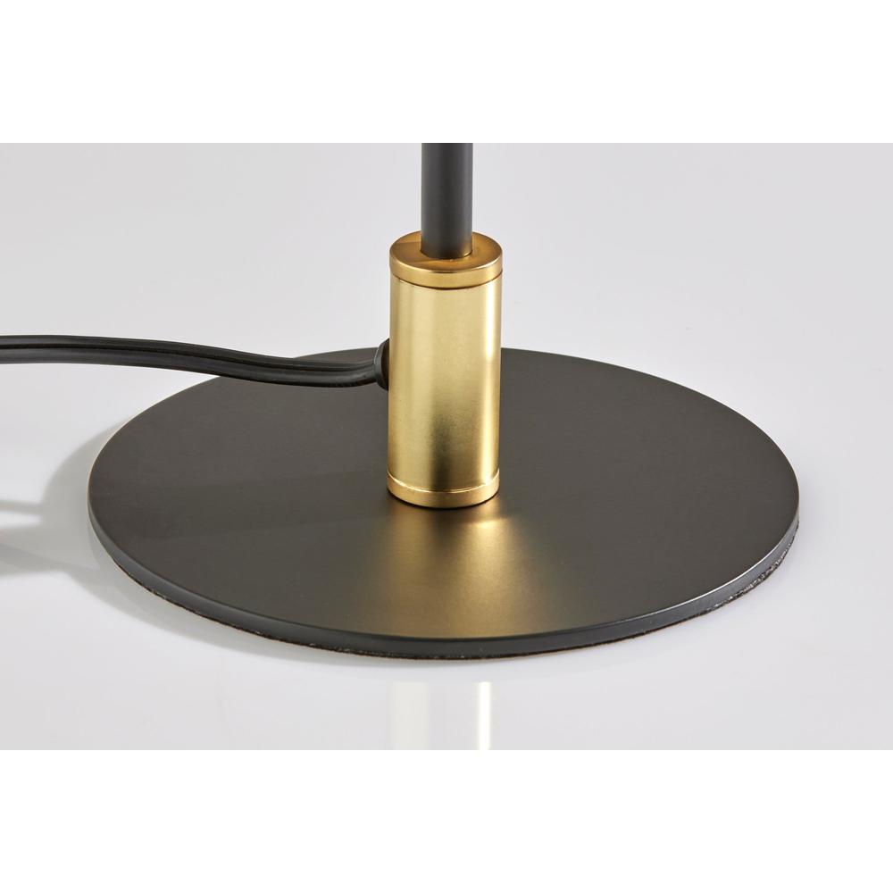 Kaden Table Lamp. Picture 4