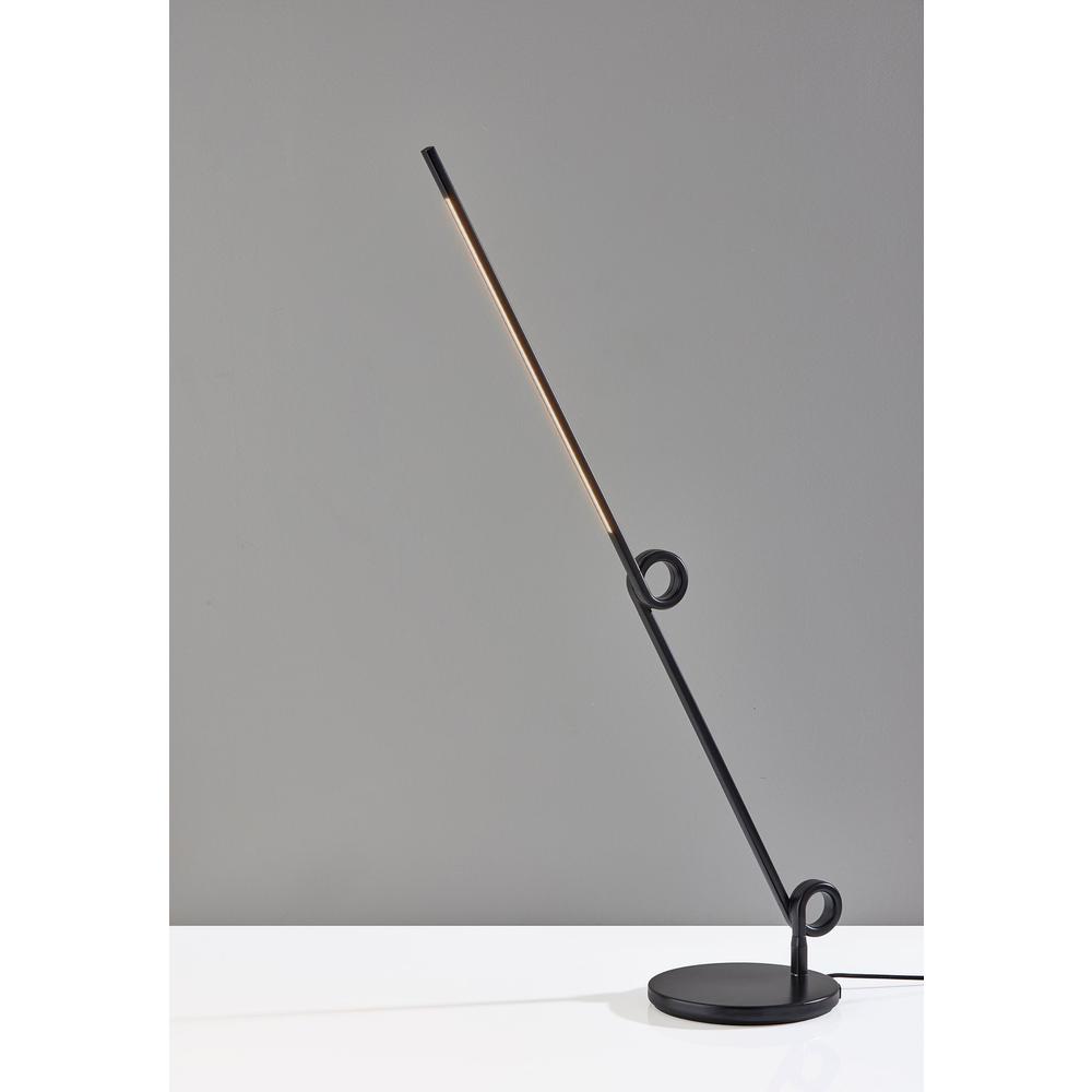 Knot LED Desk Lamp. Picture 4