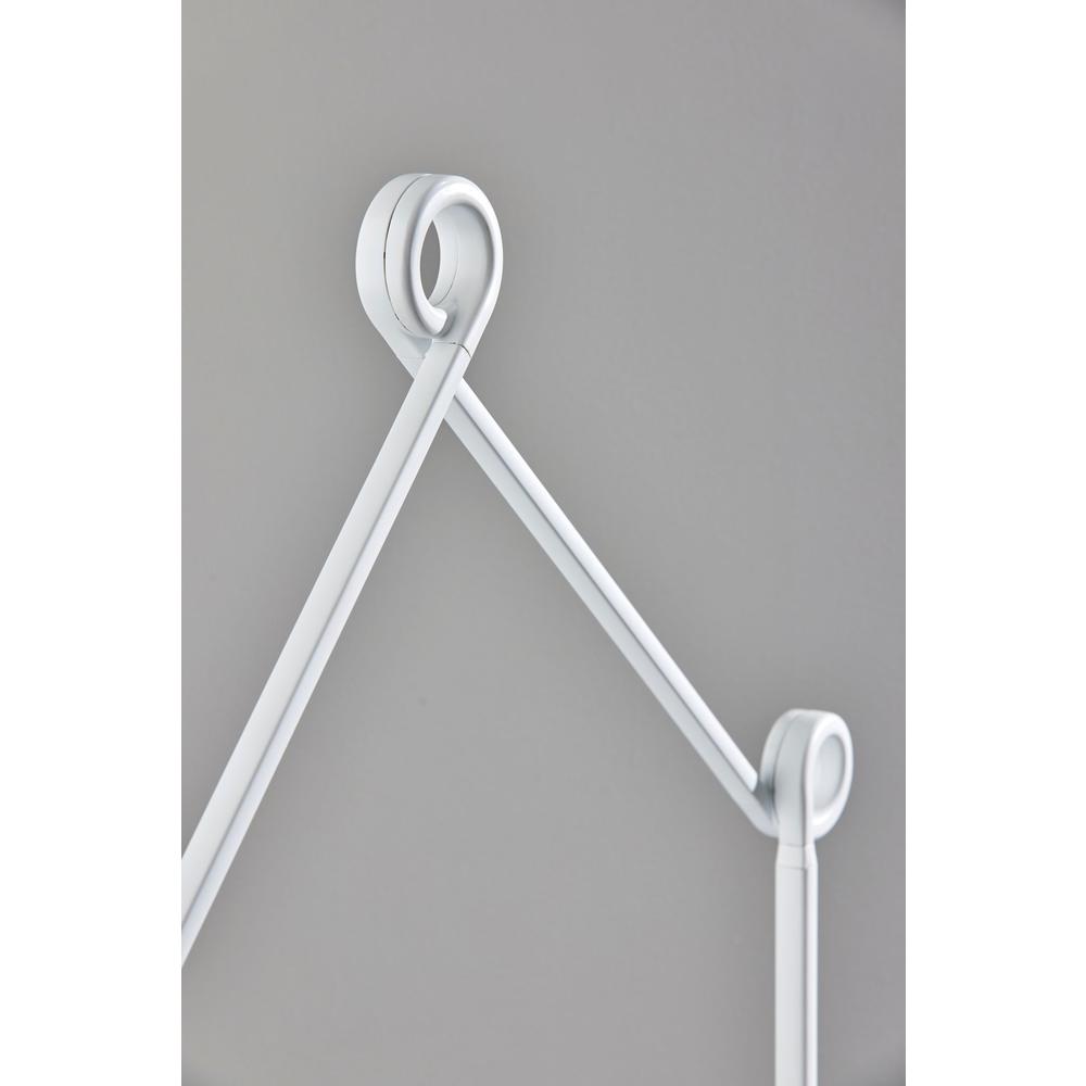 Knot LED Floor Lamp. Picture 7