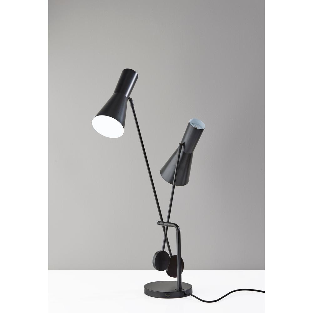 Bond Desk Lamp. Picture 3
