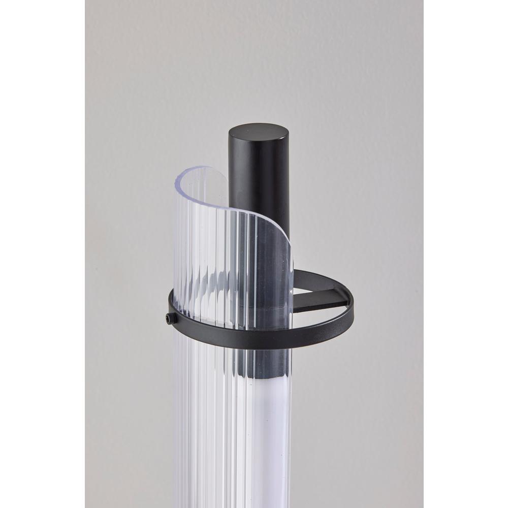 Flair LED Table Lamp. Picture 4