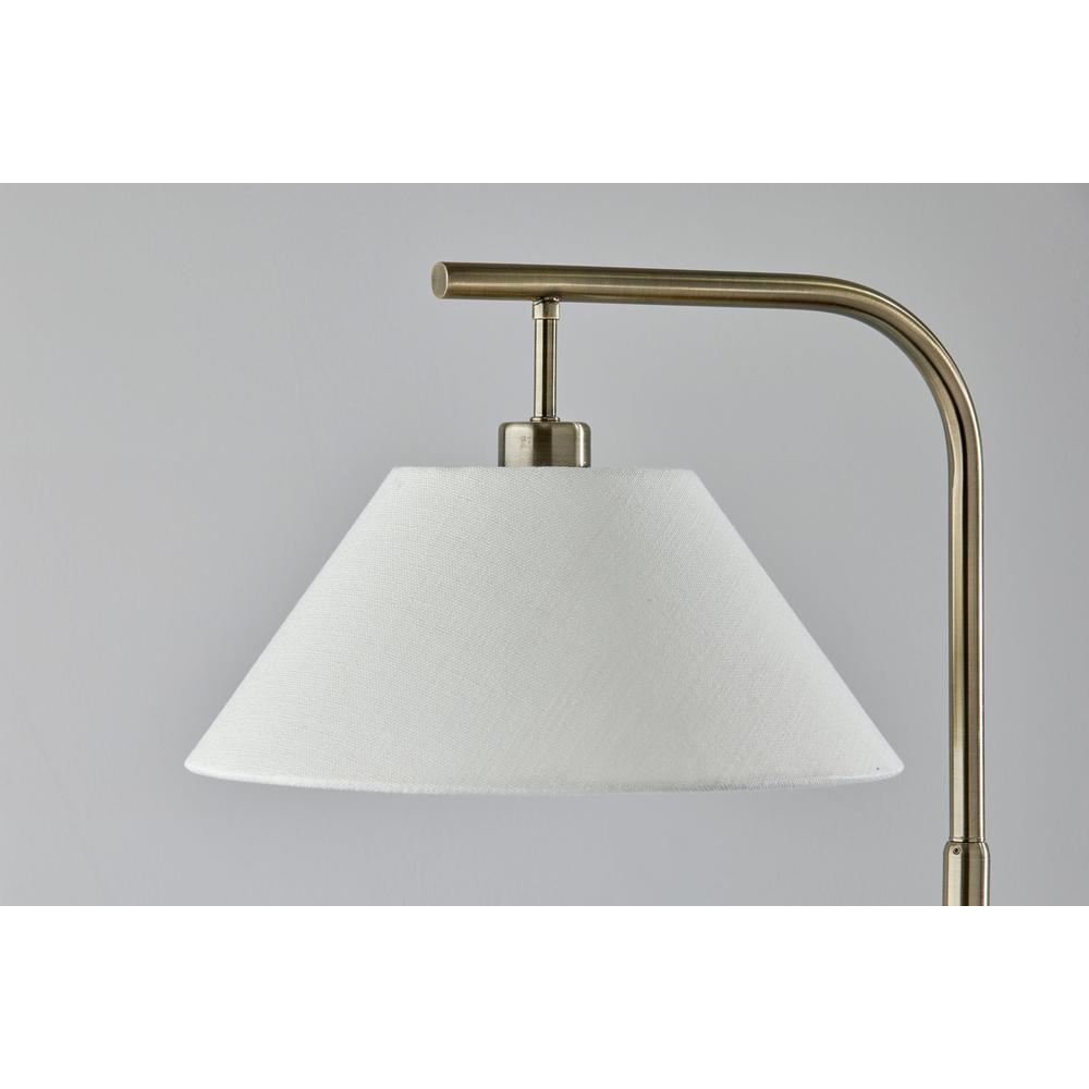 Hayes Floor Lamp. Picture 3
