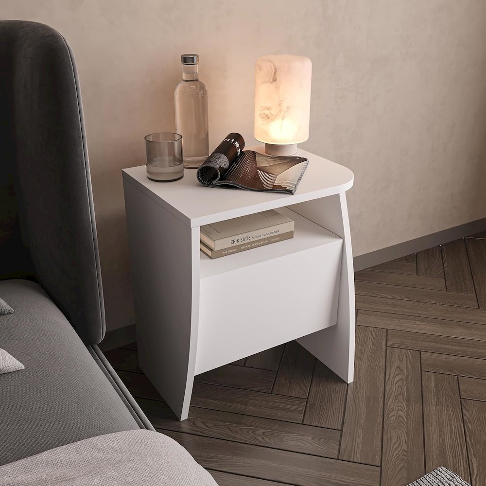 Room Decor NightStands Set of 2 - Elegant Nightstands. Picture 5