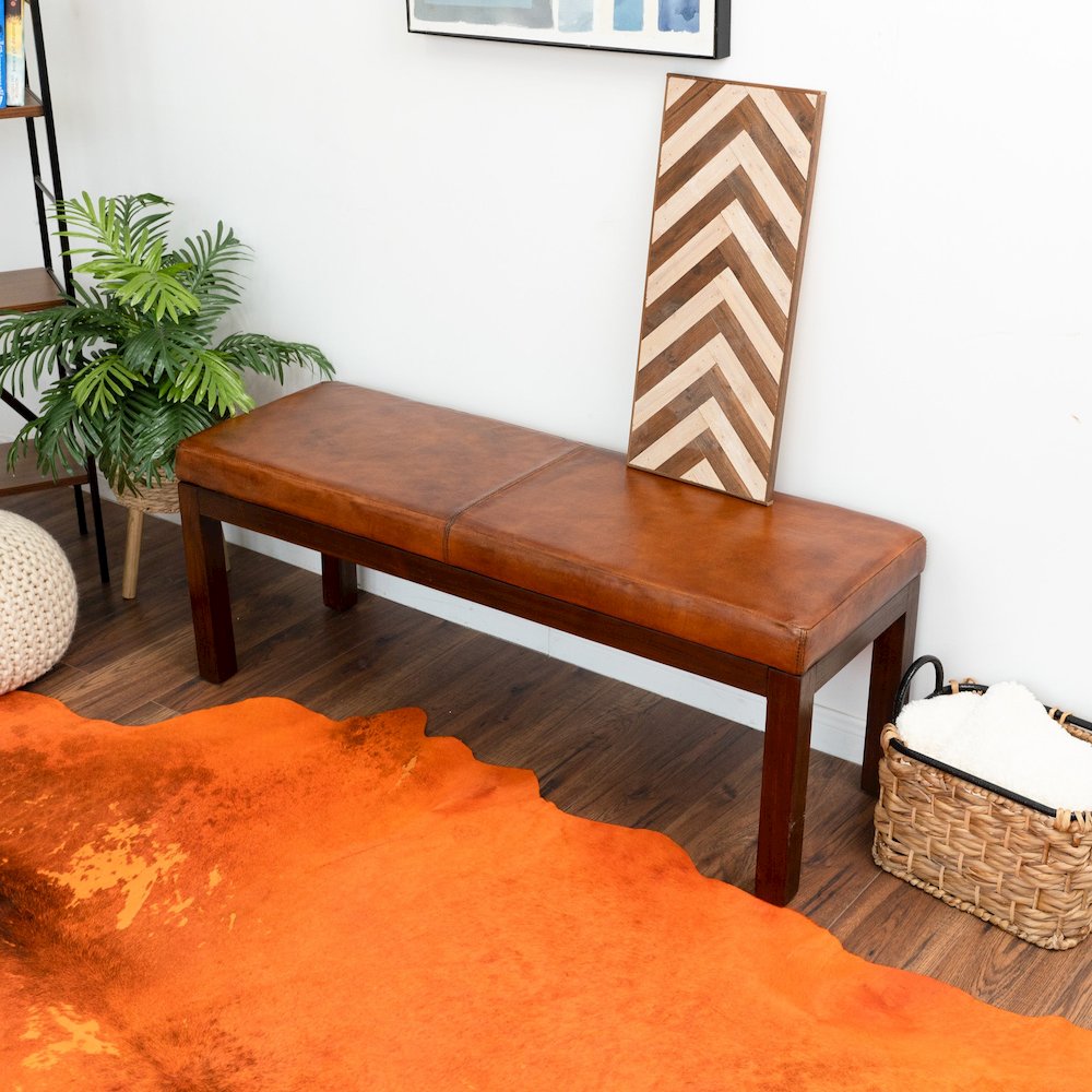 Austin Antique Tan Leather Bench with Lines. Picture 4