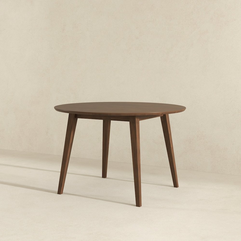 Lara Dining Table (Walnut). Picture 4