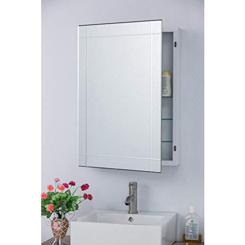 Mirrored Medicine Cabinet. Picture 2
