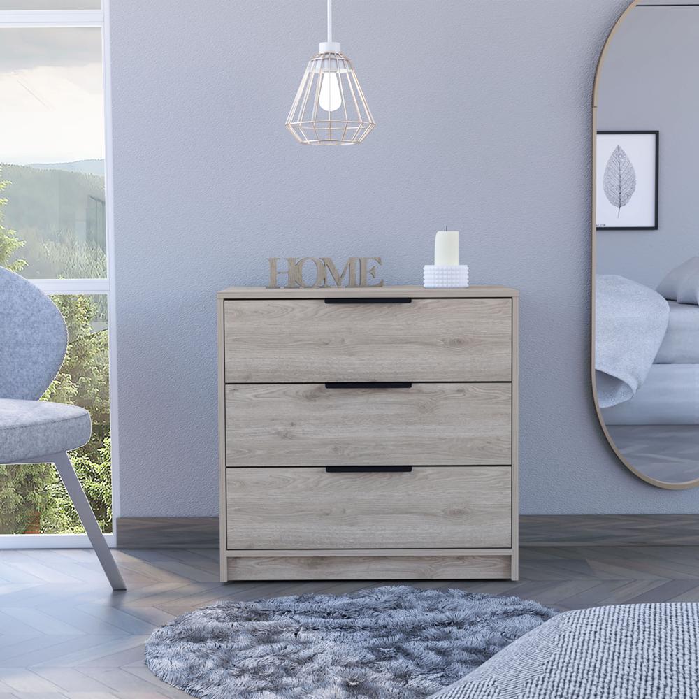 Luxor 3 Drawer Dresser. Picture 4