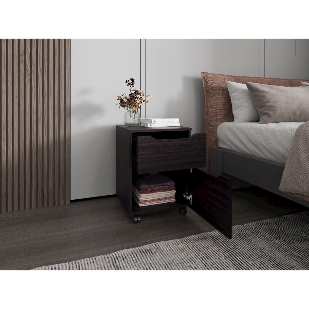 Hampton Set of 2 Nightstands, Small Minimalist, Storage with Drawers, White. Picture 6