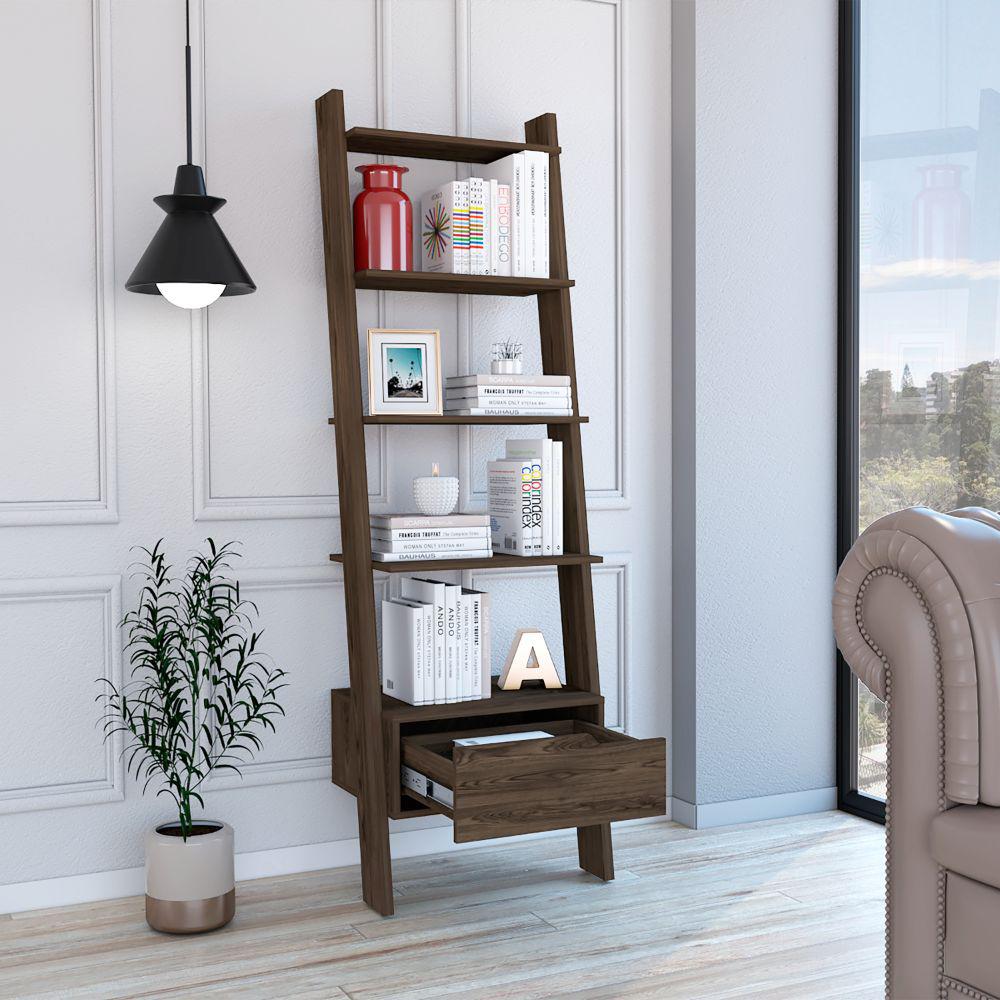 Hamburg Ladder Bookcase. Picture 3