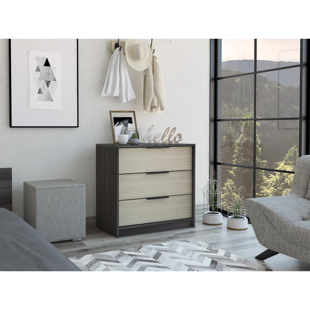 Luxor 3 Drawer Dresser. Picture 4