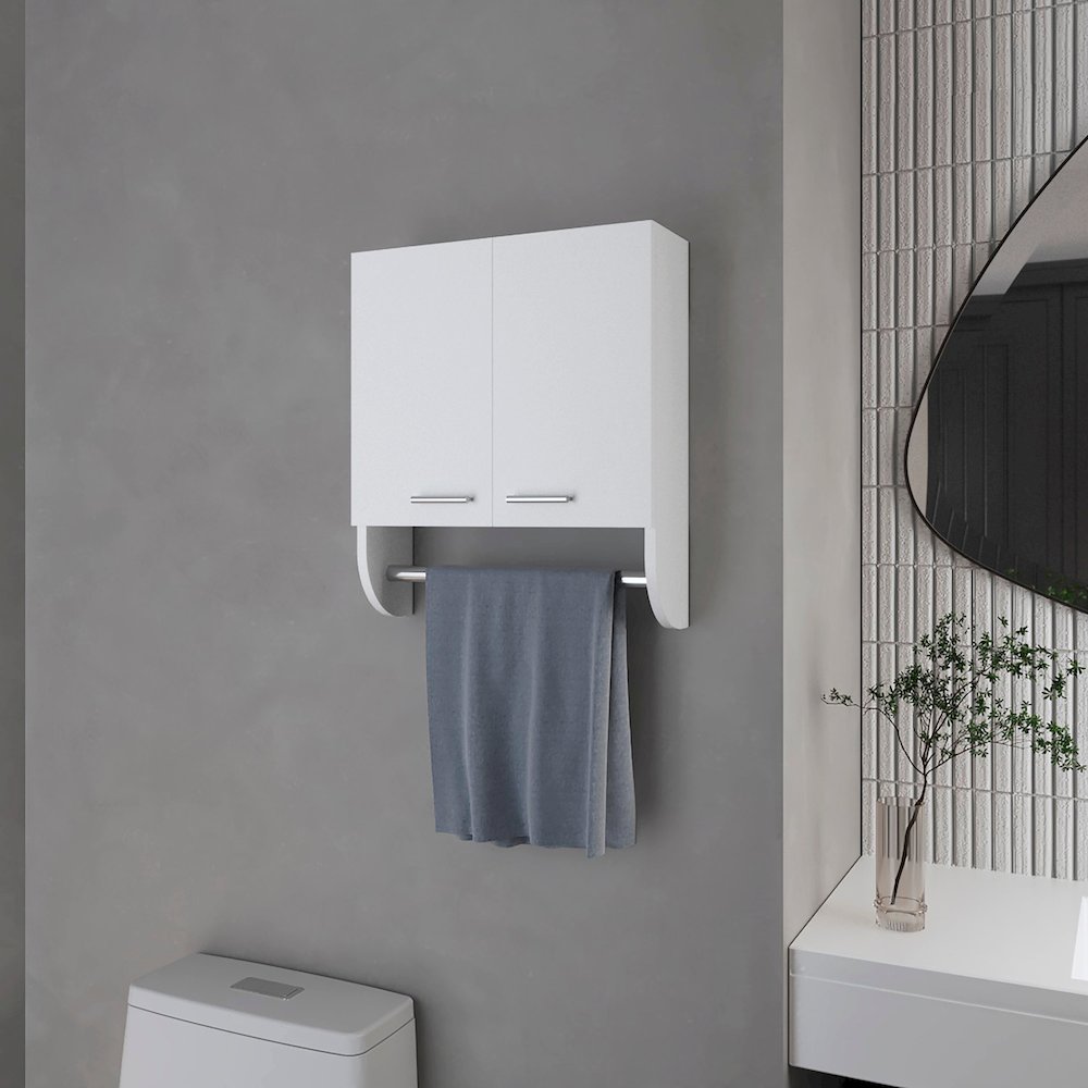 Goodyear Medicine Cabinet in Melamine With a Towel Bar, White. Picture 8