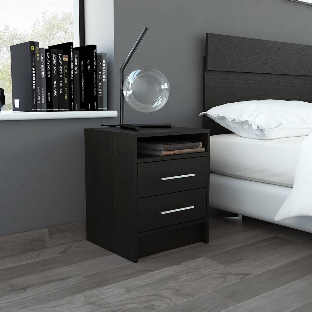 Philadelphia Nightstand. Picture 5