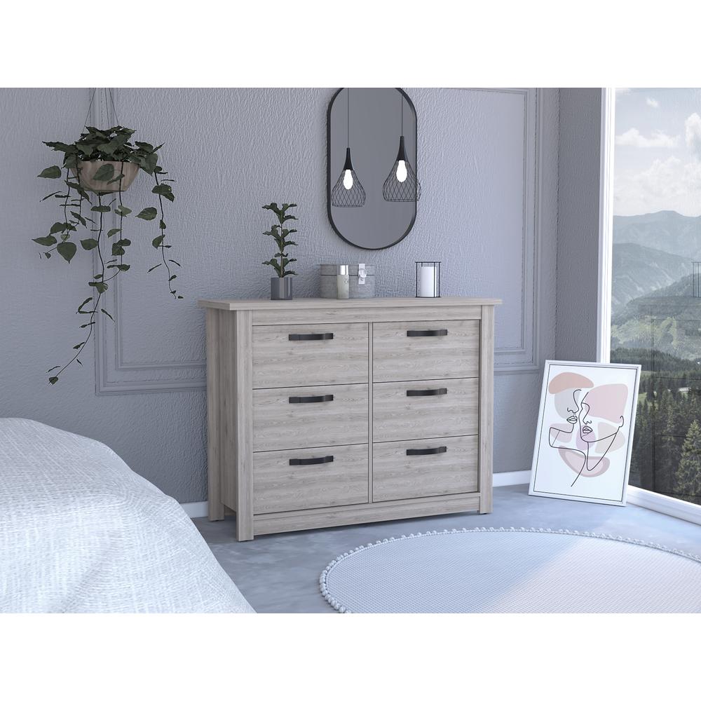 Westport Six Drawer Double Dresser. Picture 4