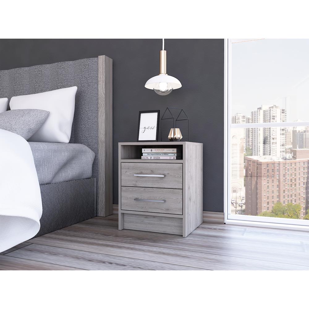 Philadelphia Nightstand. Picture 4