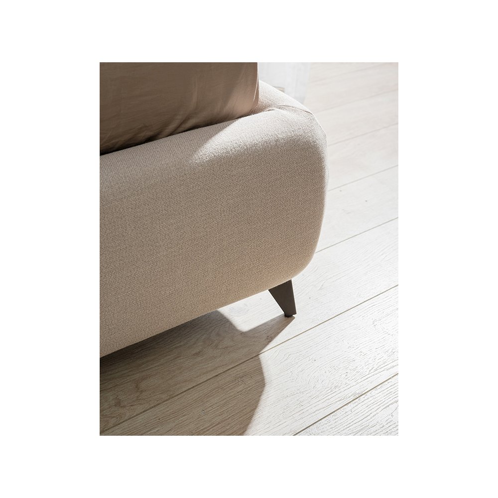 Ayla King Storage Bed In Taupe Linen Fabric. Picture 6