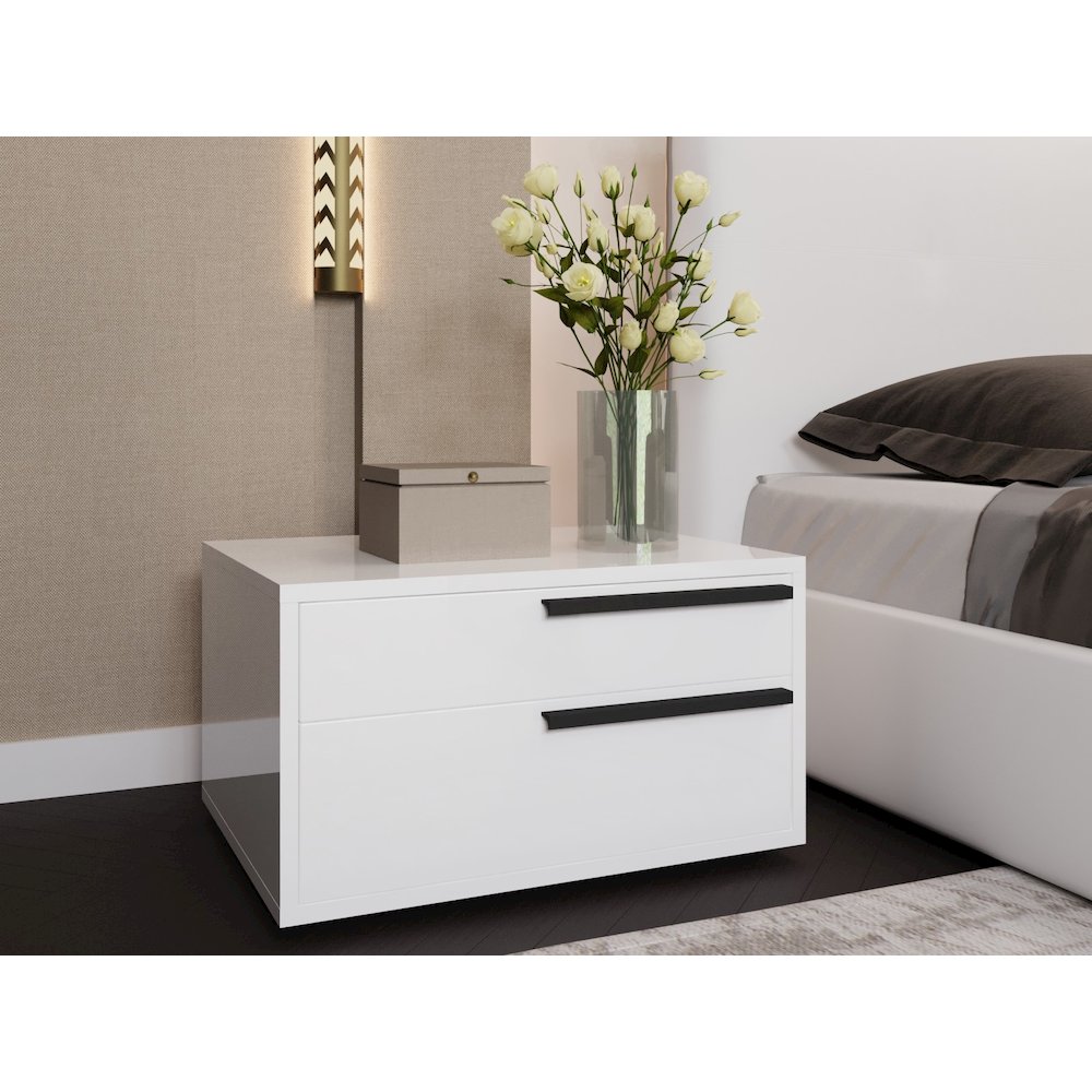 Carter Right Nightstand In White High Gloss With Black Handle. Picture 3