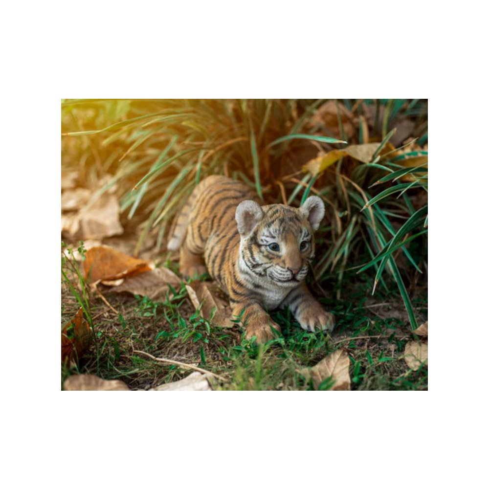 Playing Tiger Baby Statue. Picture 5