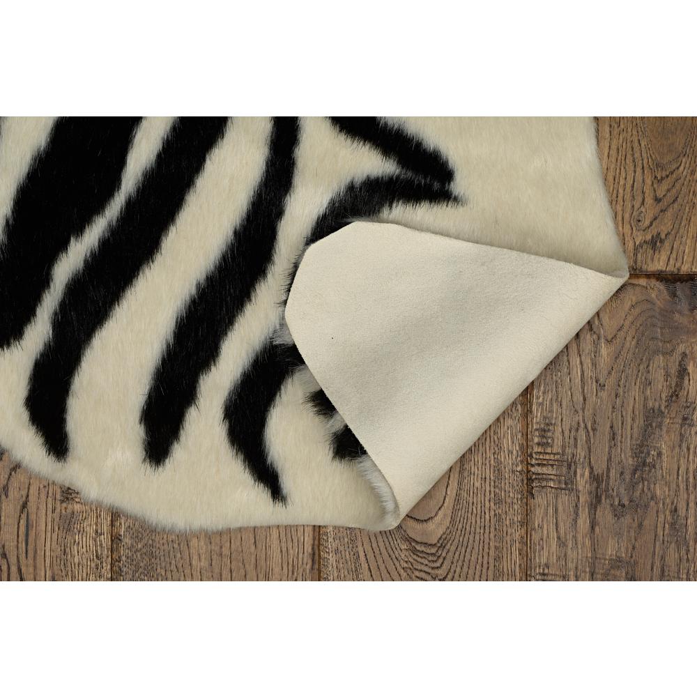FAUX COW HIDE MINI ZEBRA IVYBLK, Rug. Picture 4