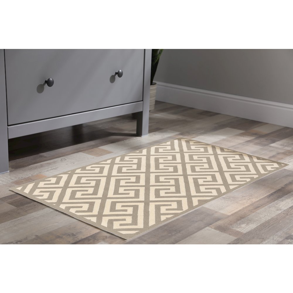 Silhouette GreekKey Grey & Ivory 2x3, Rug. Picture 1