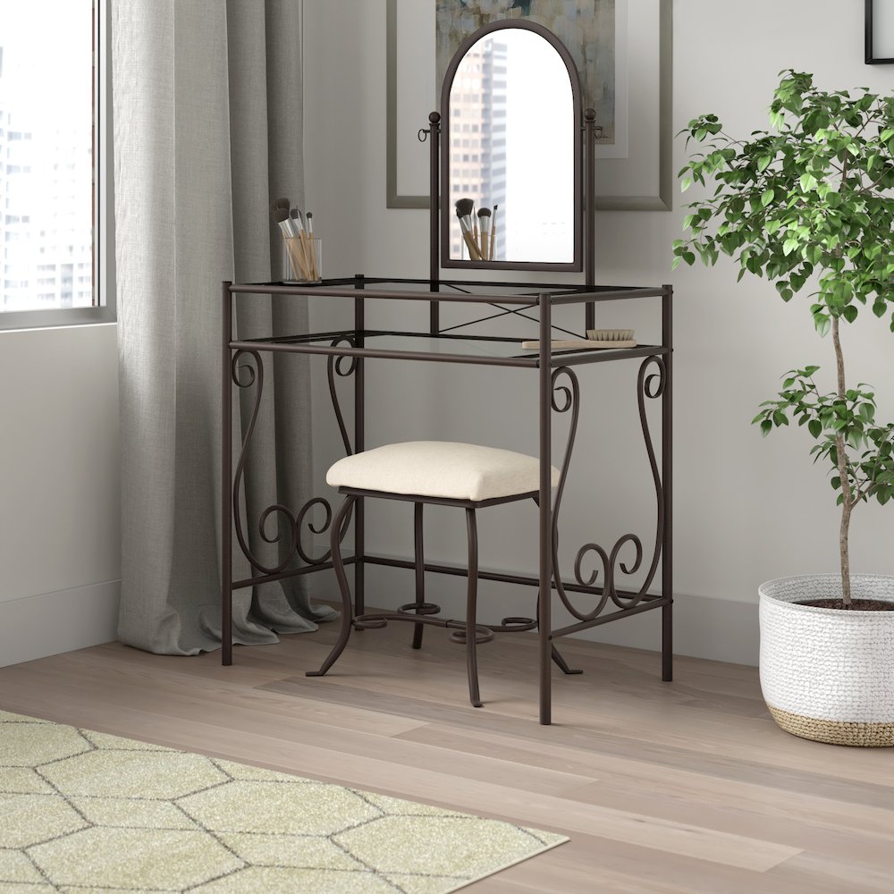 Clarisse Metal Vanity Set. Picture 6