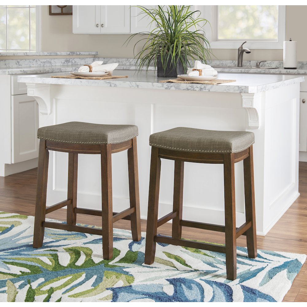 Claridge Rustic Counter Stool. Picture 3