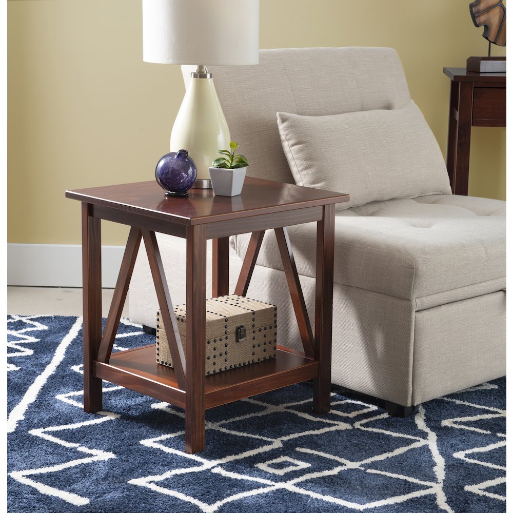 Titian End Table Antique. Picture 3